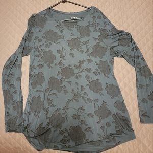 Apt.9 tee shirt, top, long sleeved